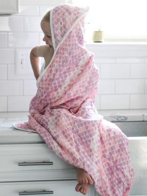 Candy Stripe Hooded Towel and Washcloth Set